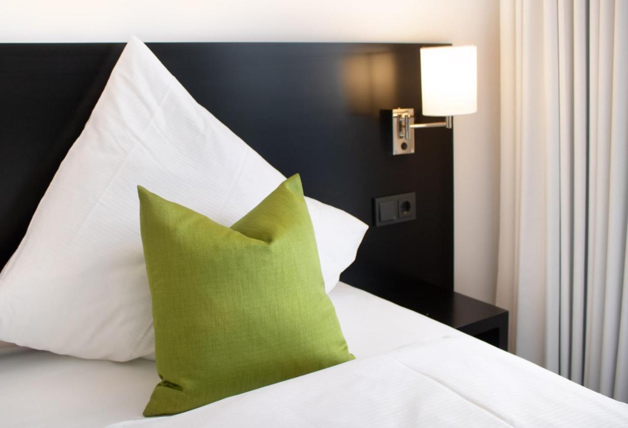 Tu Hotel By Wmm Hotels Tuningen Eksteriør bilde
